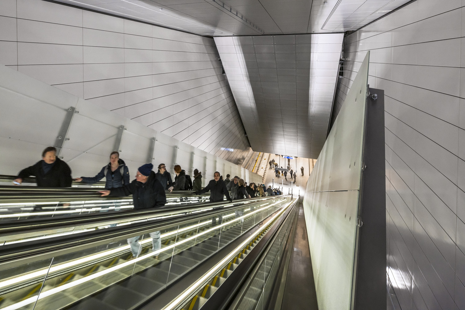 307 600 Noord Zuidlijn Station Vijzelgracht N8 medium