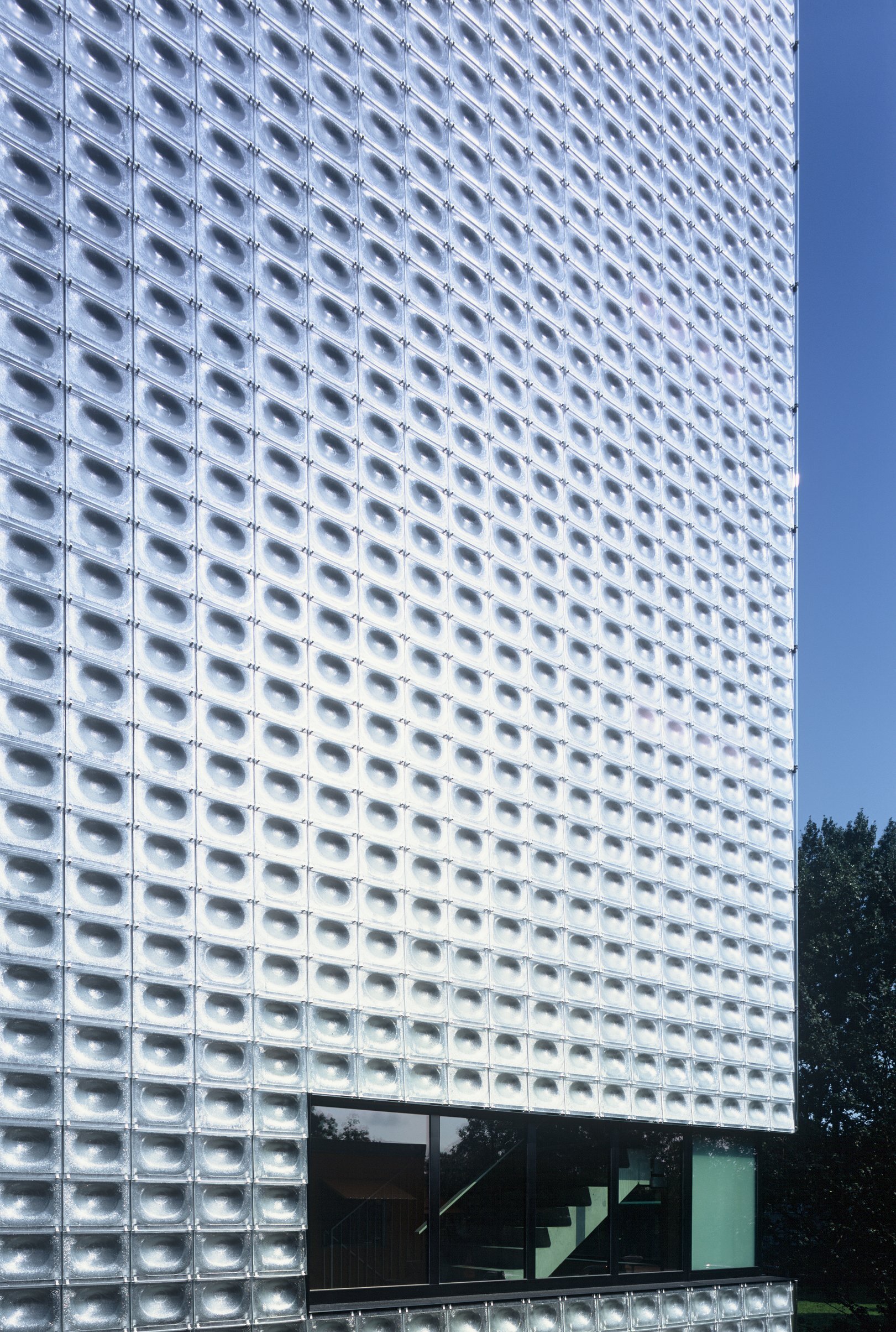 400 N21 a4