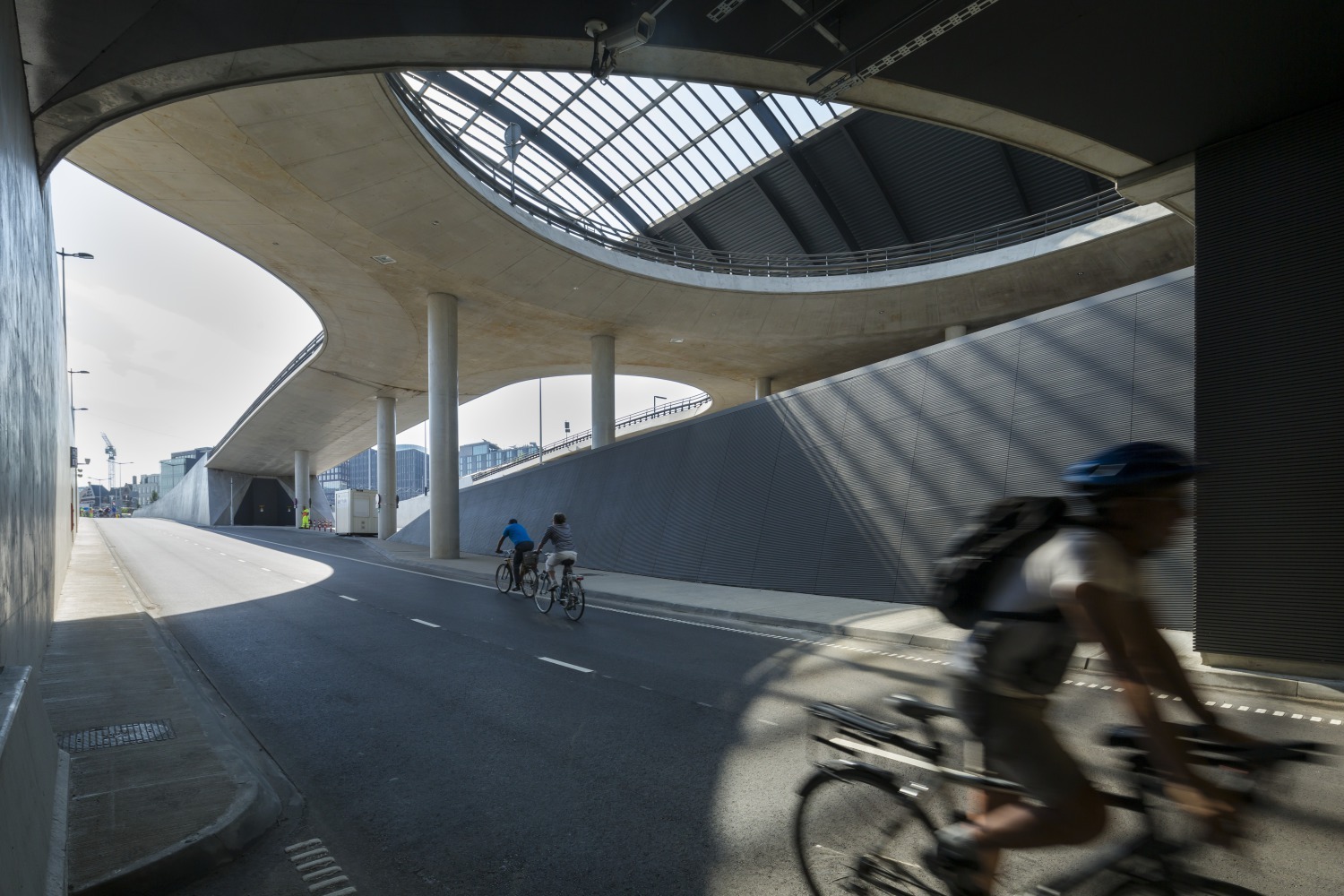 426 Busstation Amsterdam CS 426 N2 medium