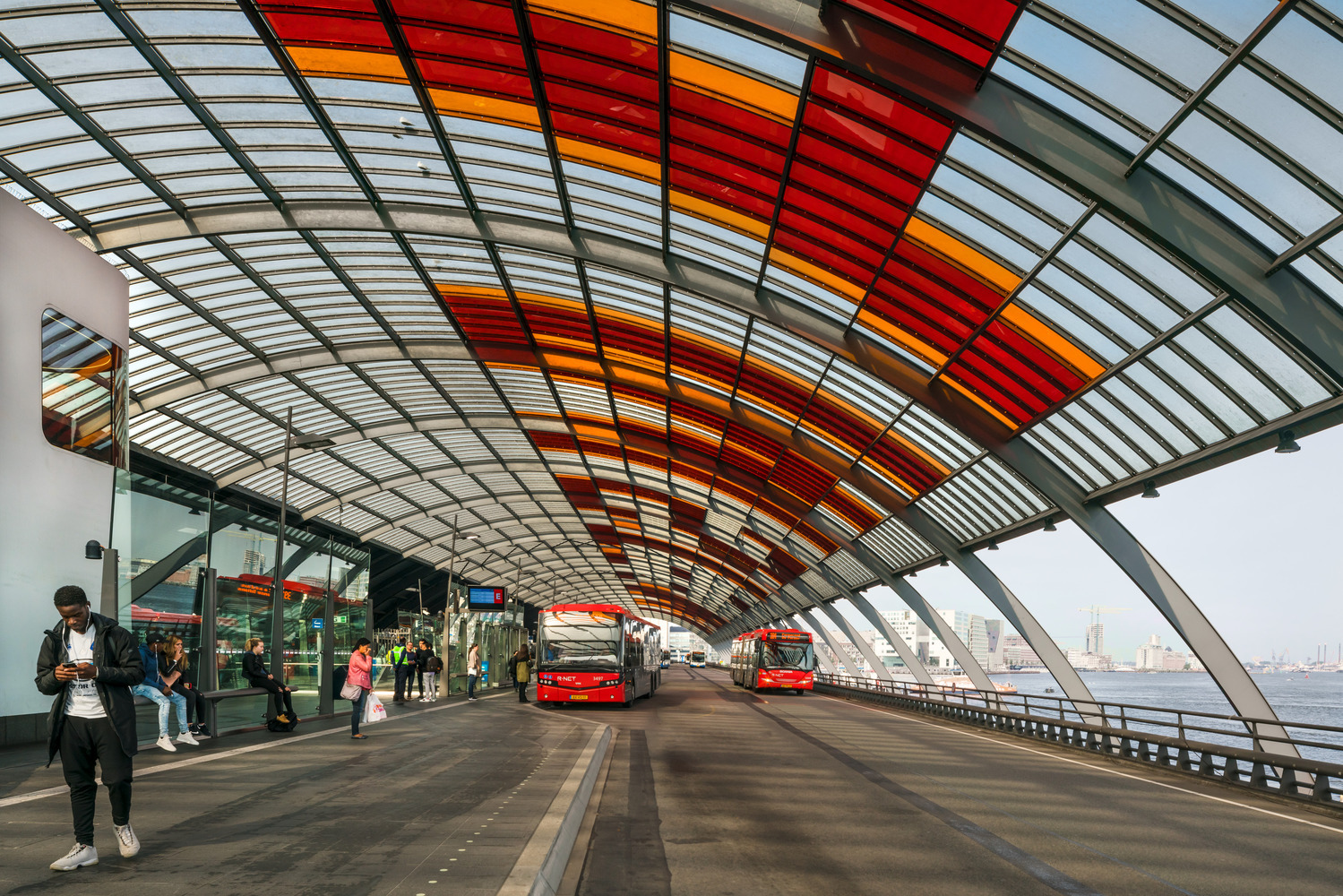427 Kap busstation Amsterdam CS 427 N8 medium