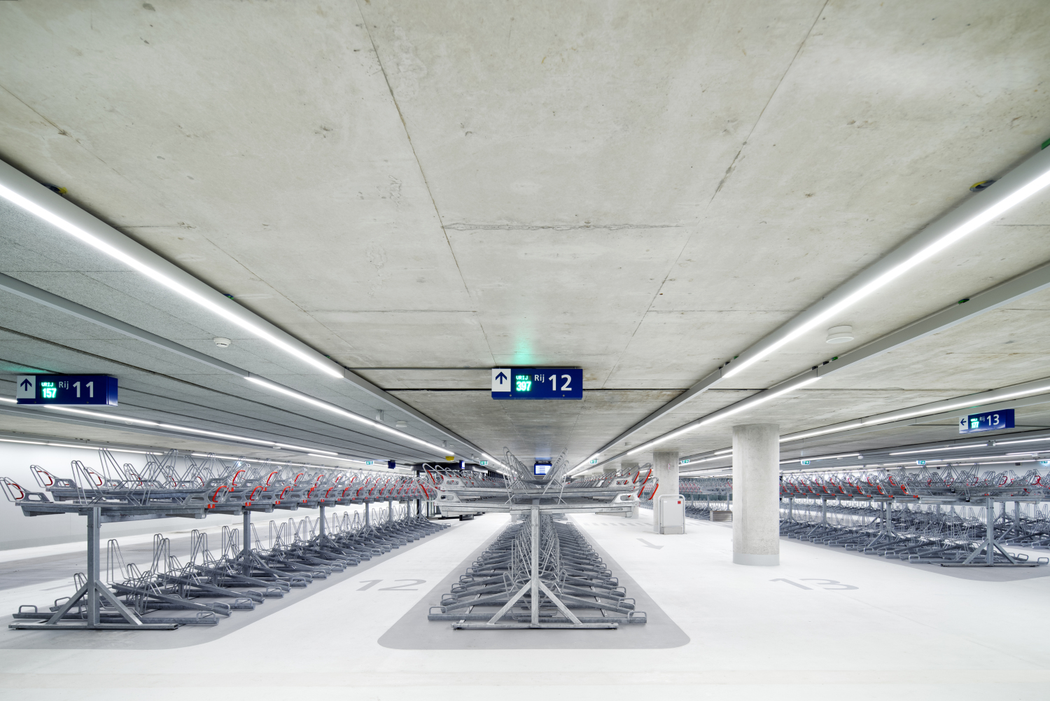 440 Spoorzone Delft N10 medium