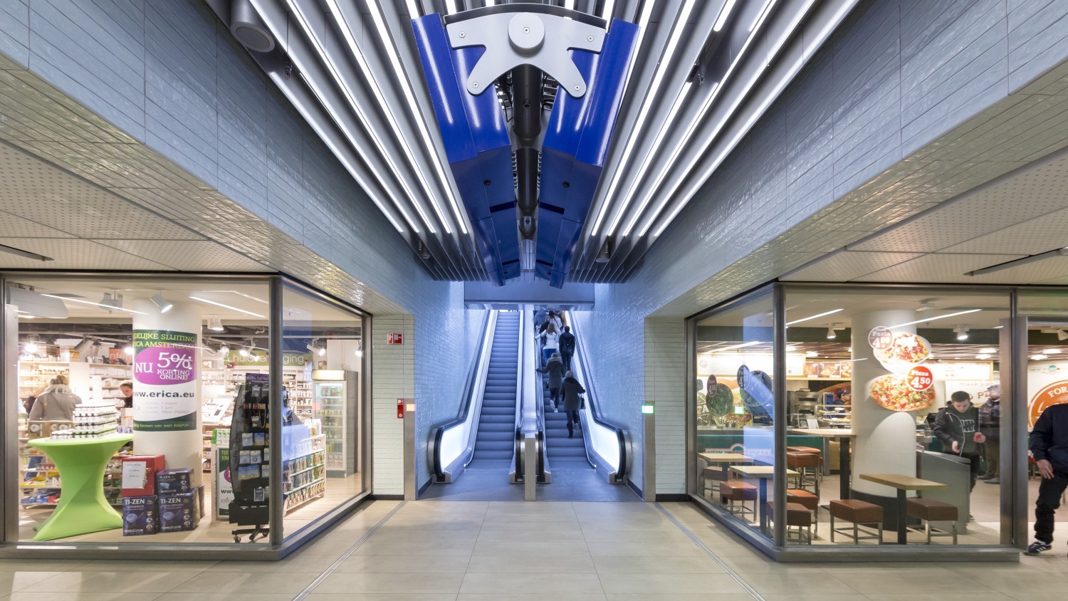614 Cuypershal en Middentunnel Amsterdam Centraal N15 medium