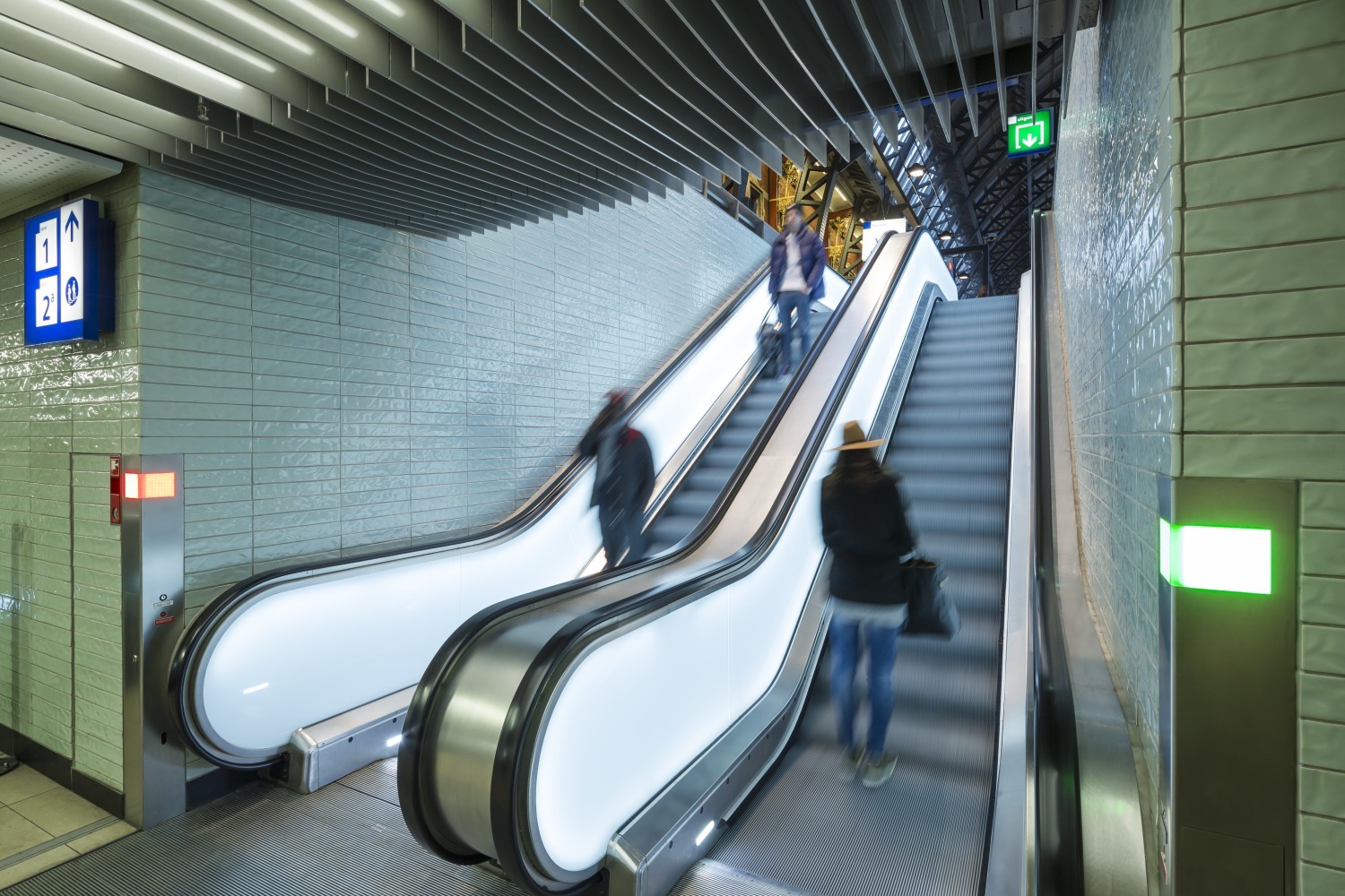 614 Cuypershal en Middentunnel Amsterdam Centraal N17 medium